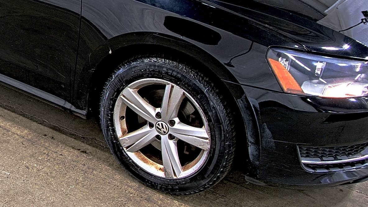 2013 Volkswagen Passat 2.5L SE FWD