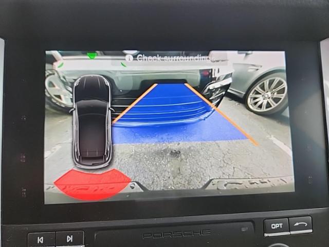 2017 Porsche Macan Base AWD