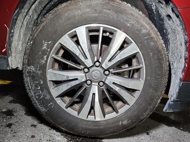 2017 Nissan Pathfinder SV FWD