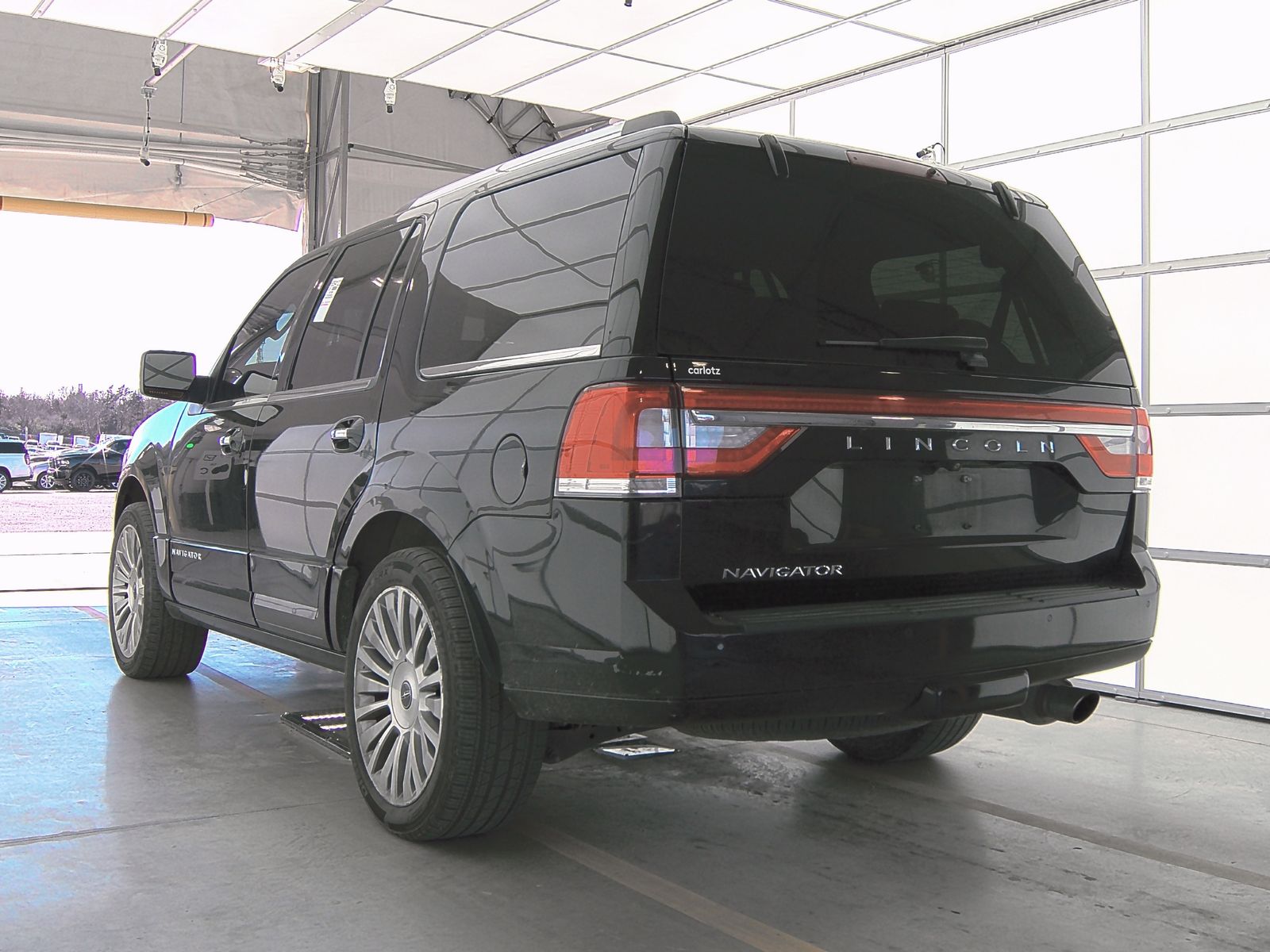 2017 Lincoln Navigator SELECT AWD