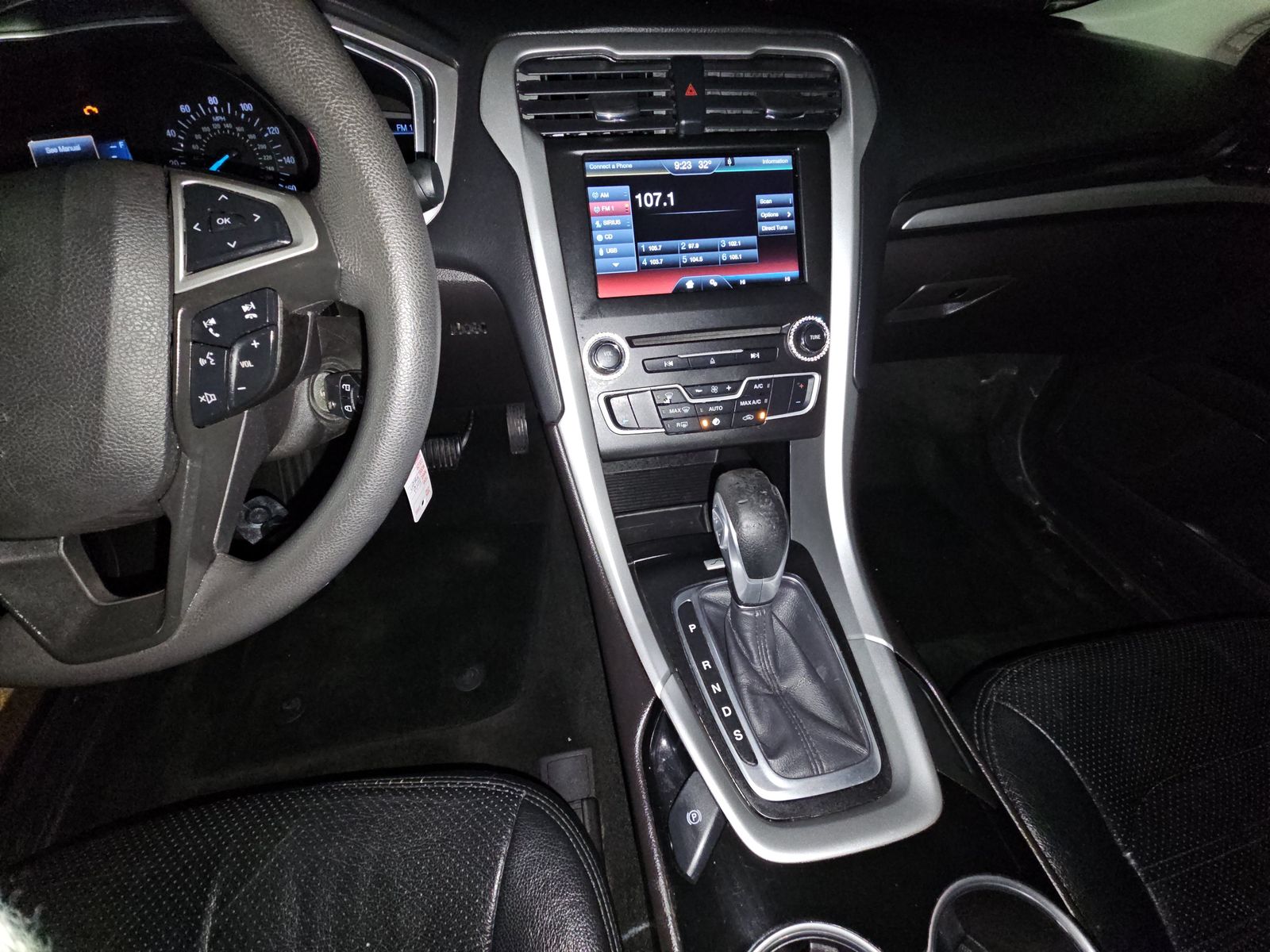 2016 Ford Fusion SE FWD