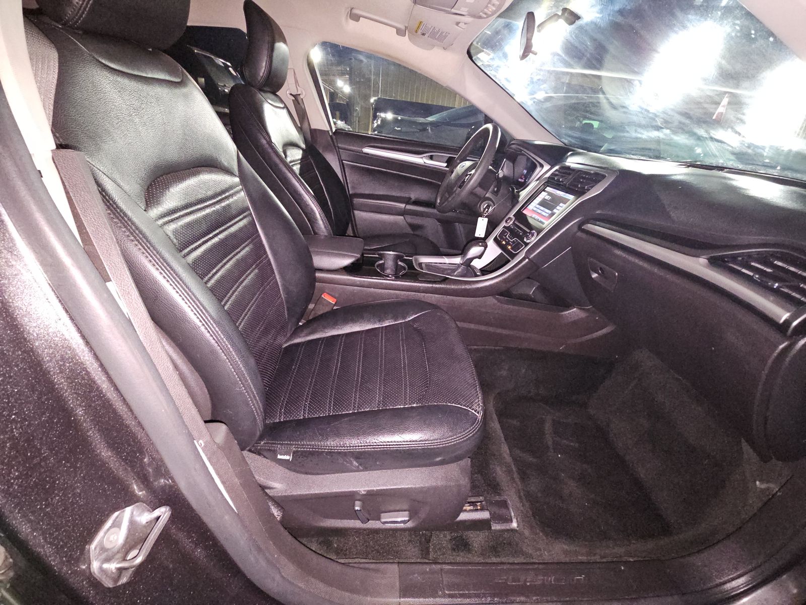2016 Ford Fusion SE FWD