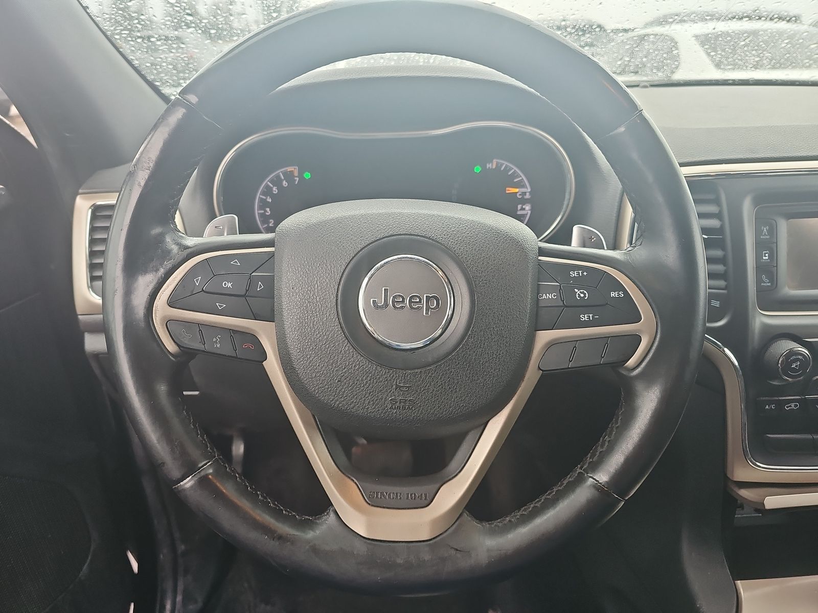 2014 Jeep Grand Cherokee LAREDO RWD