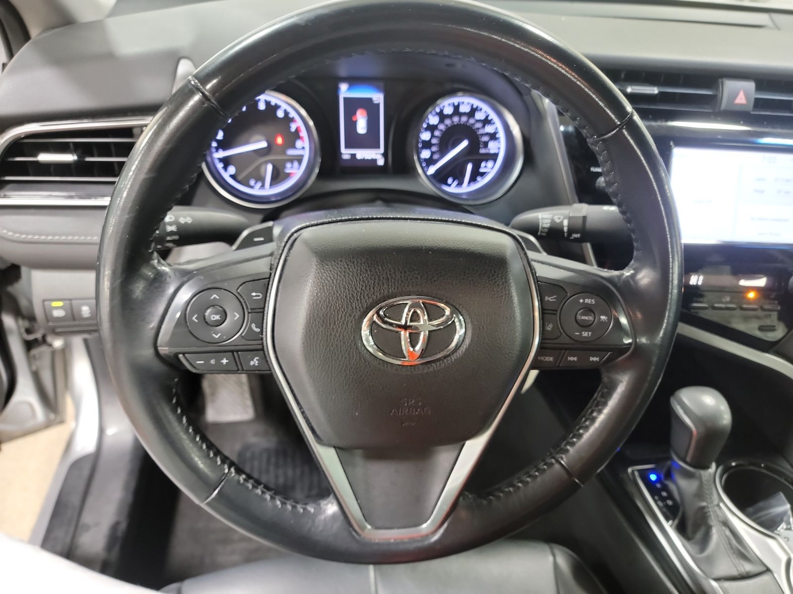 2019 Toyota Camry SE FWD
