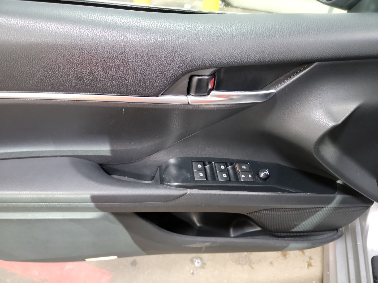 2019 Toyota Camry SE FWD