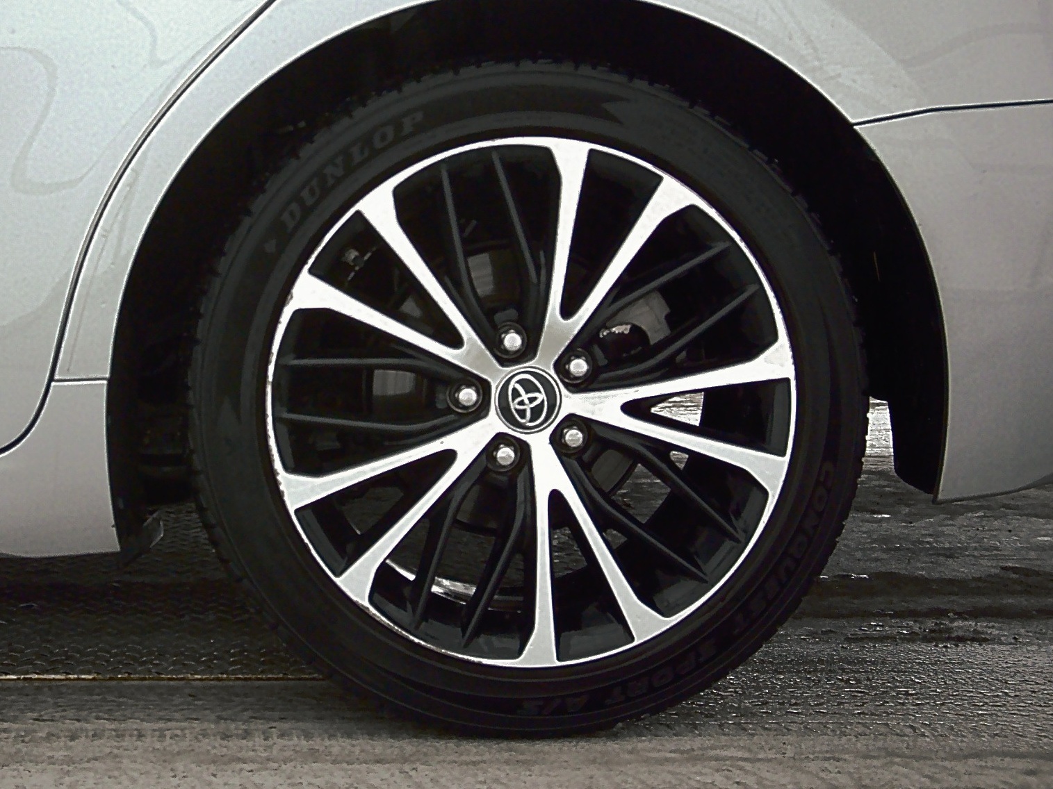 2019 Toyota Camry SE FWD