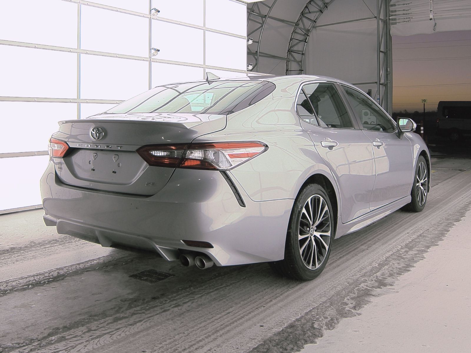 2019 Toyota Camry SE FWD