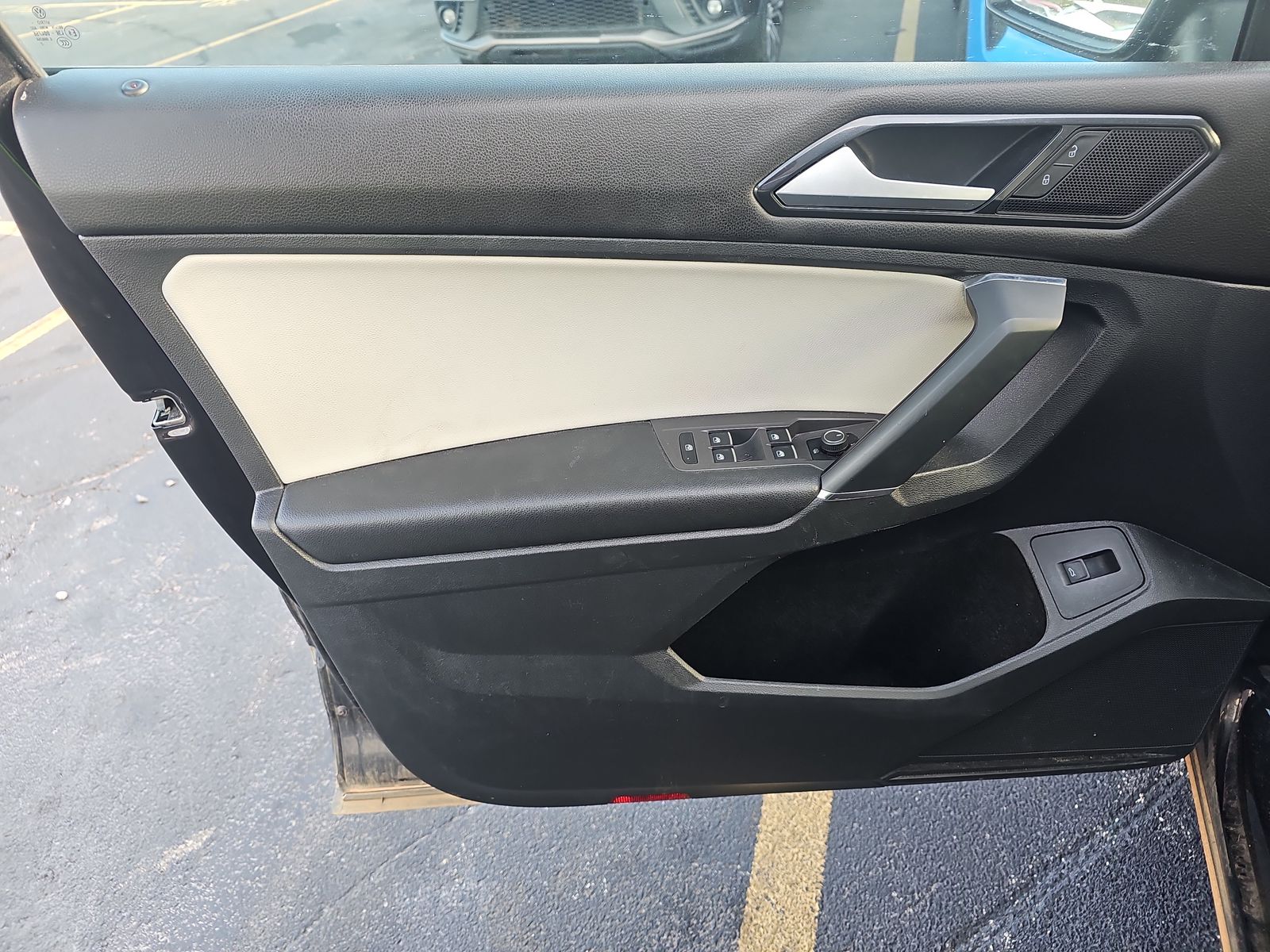 2018 Volkswagen Tiguan SEL FWD