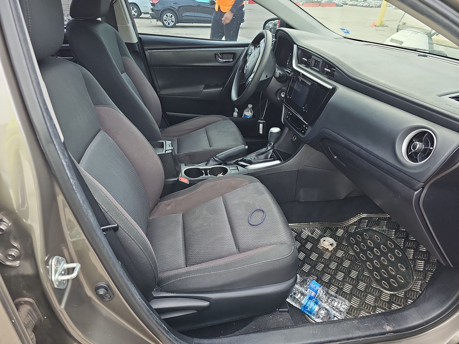 2019 Toyota Corolla LE FWD