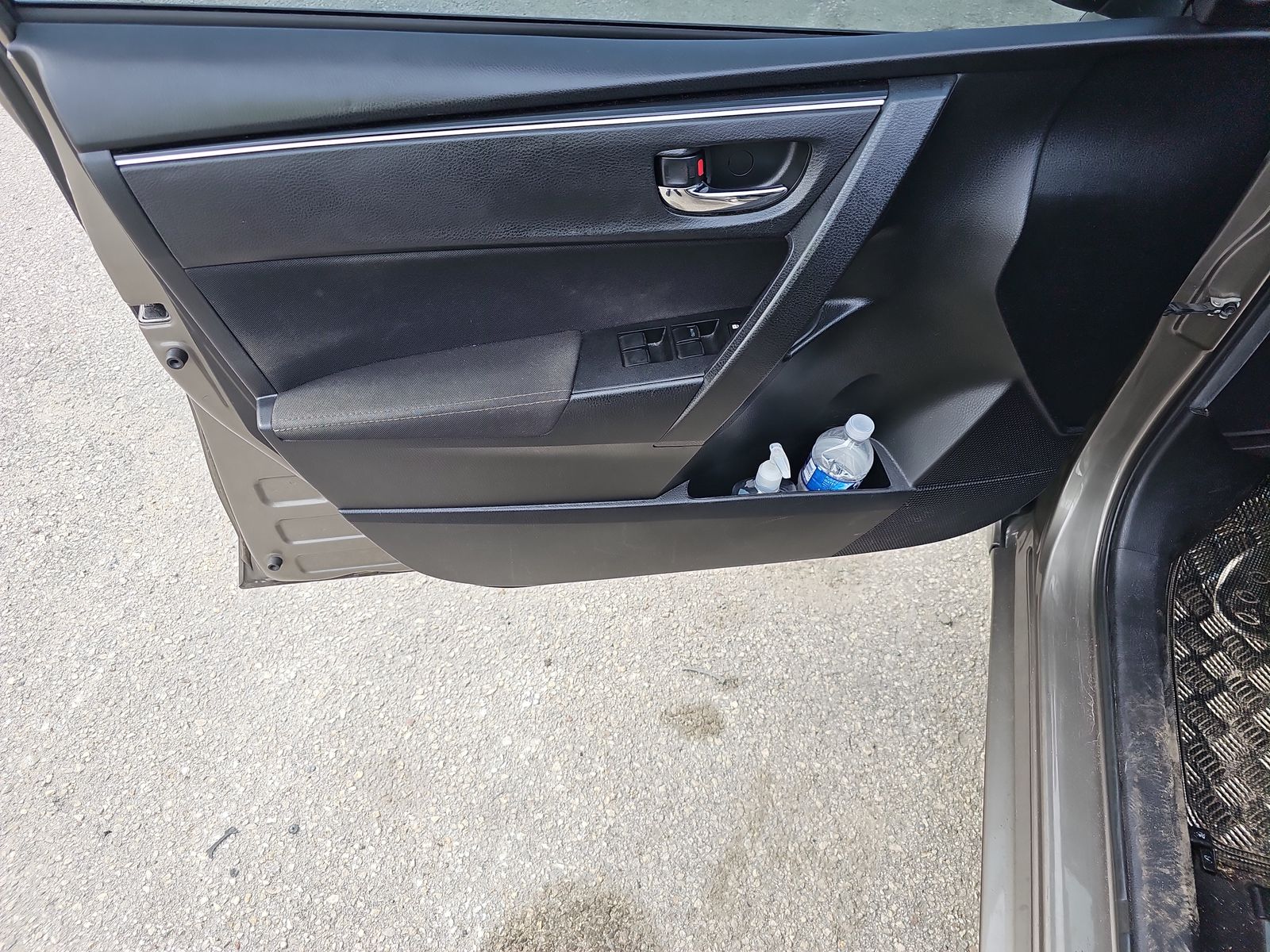 2019 Toyota Corolla LE FWD