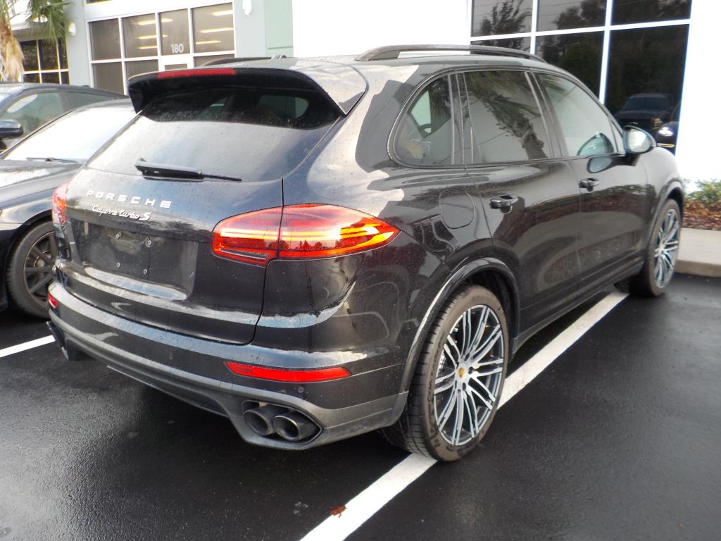 2016 Porsche Cayenne Turbo S AWD