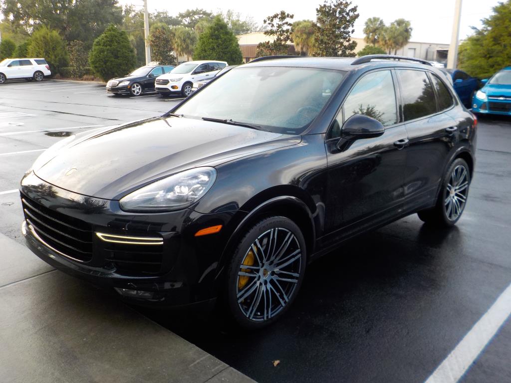 2016 Porsche Cayenne Turbo S AWD