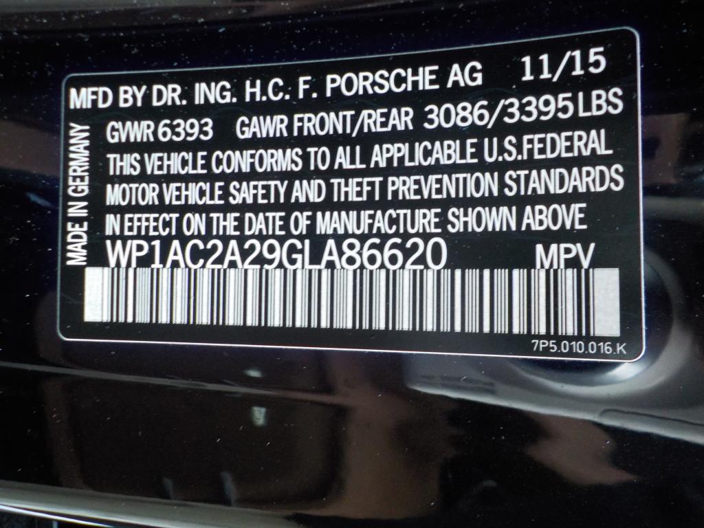 2016 Porsche Cayenne Turbo S AWD