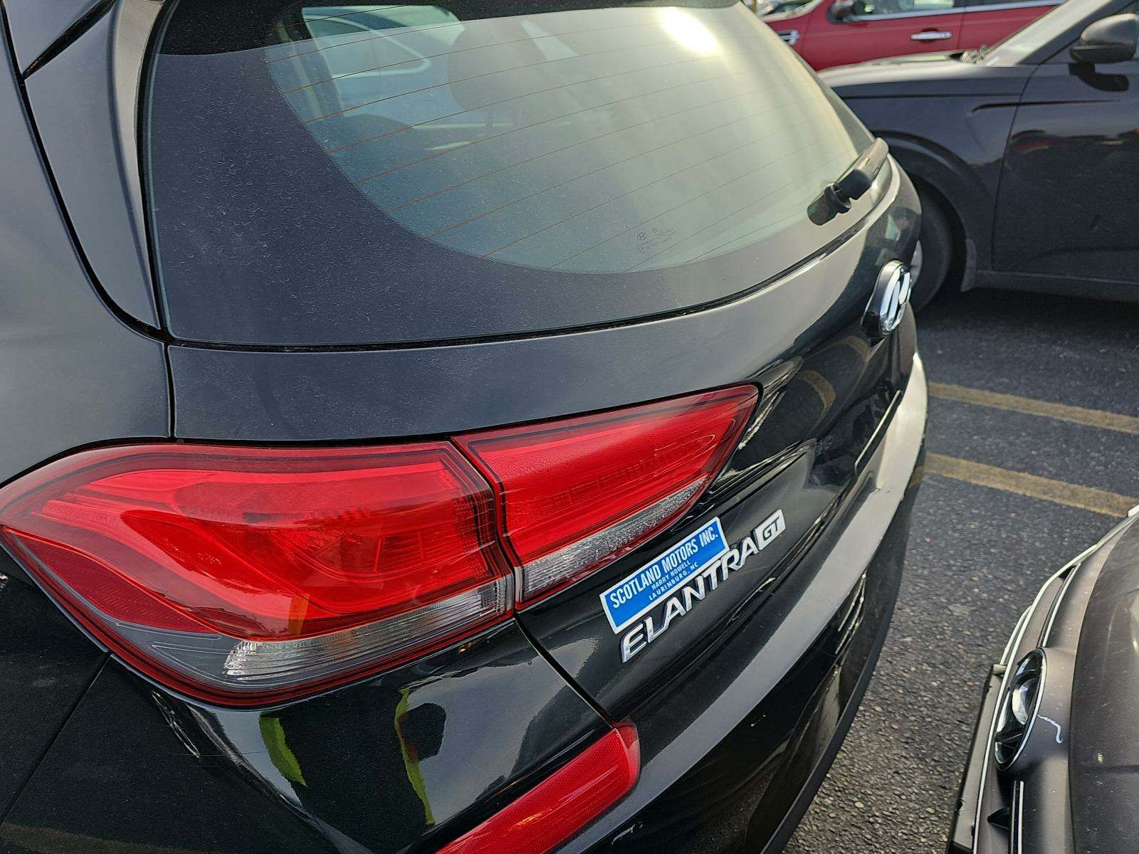 2018 Hyundai Elantra  FWD