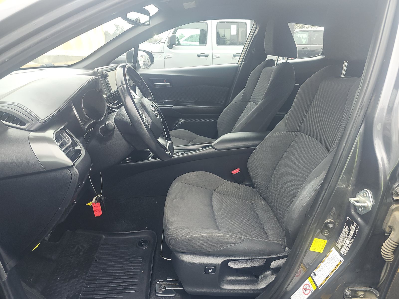 2018 Toyota C-HR XLE PREMIU FWD