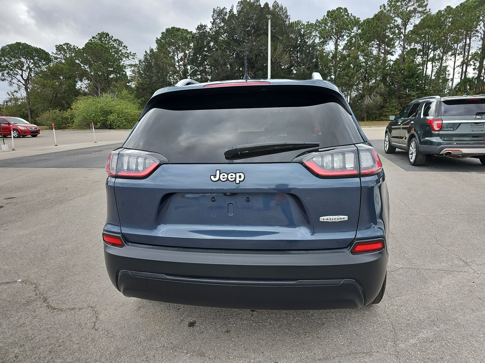 2020 Jeep Cherokee LATITUDE FWD