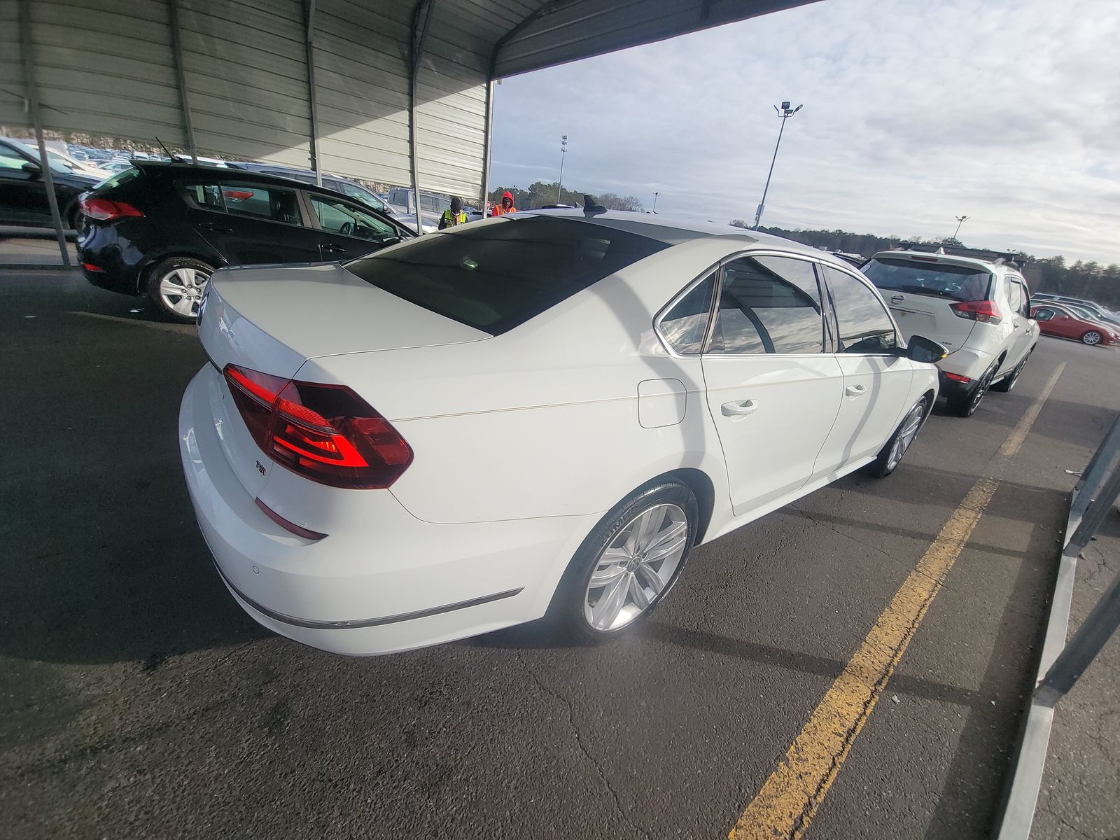 2018 Volkswagen Passat 2.0T SE FWD