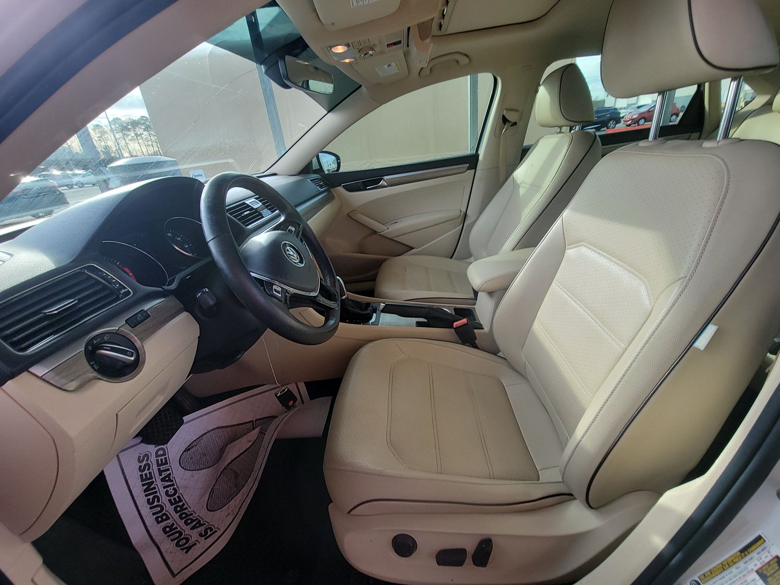 2018 Volkswagen Passat 2.0T SE FWD