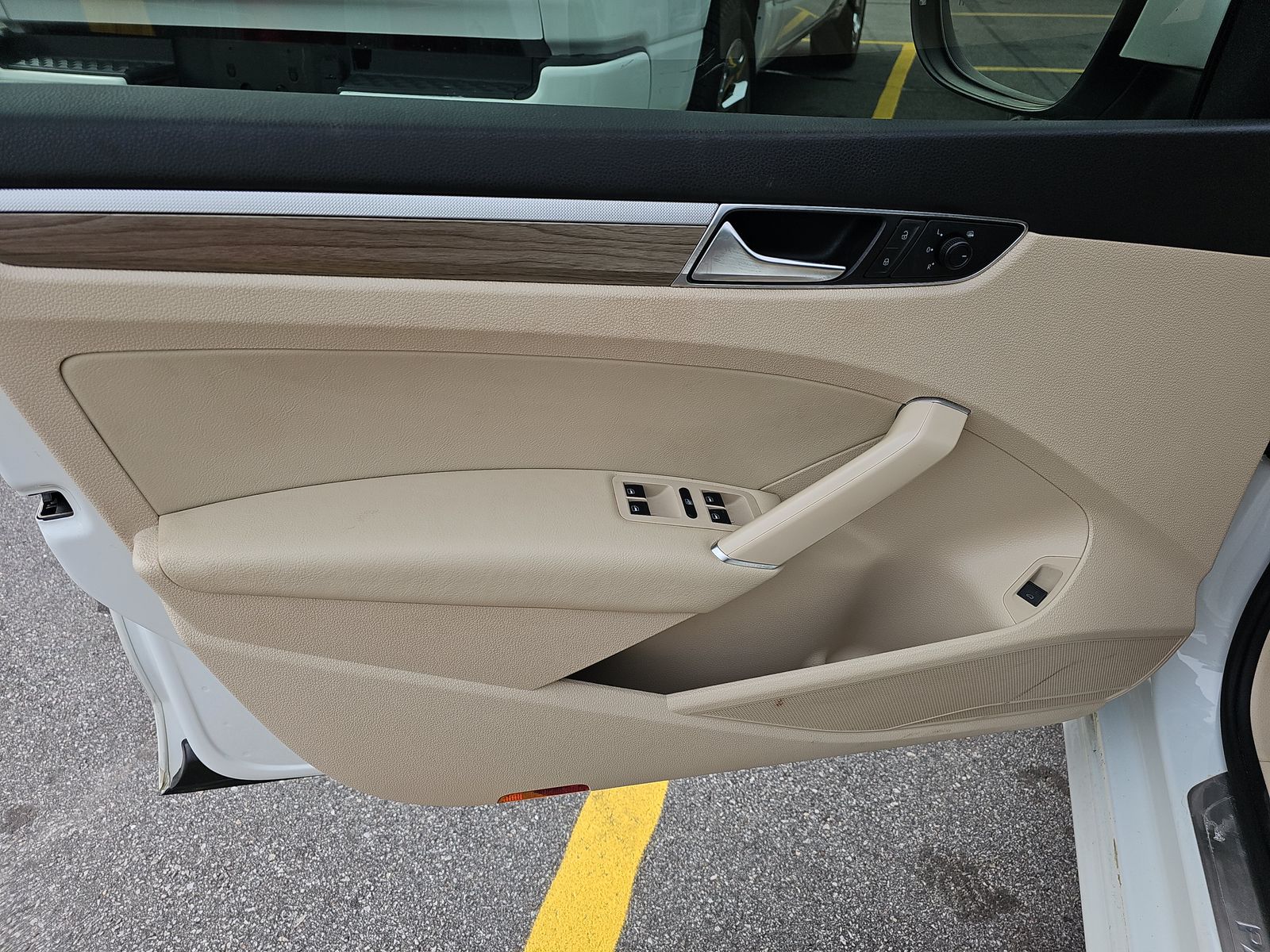 2018 Volkswagen Passat 2.0T SE FWD