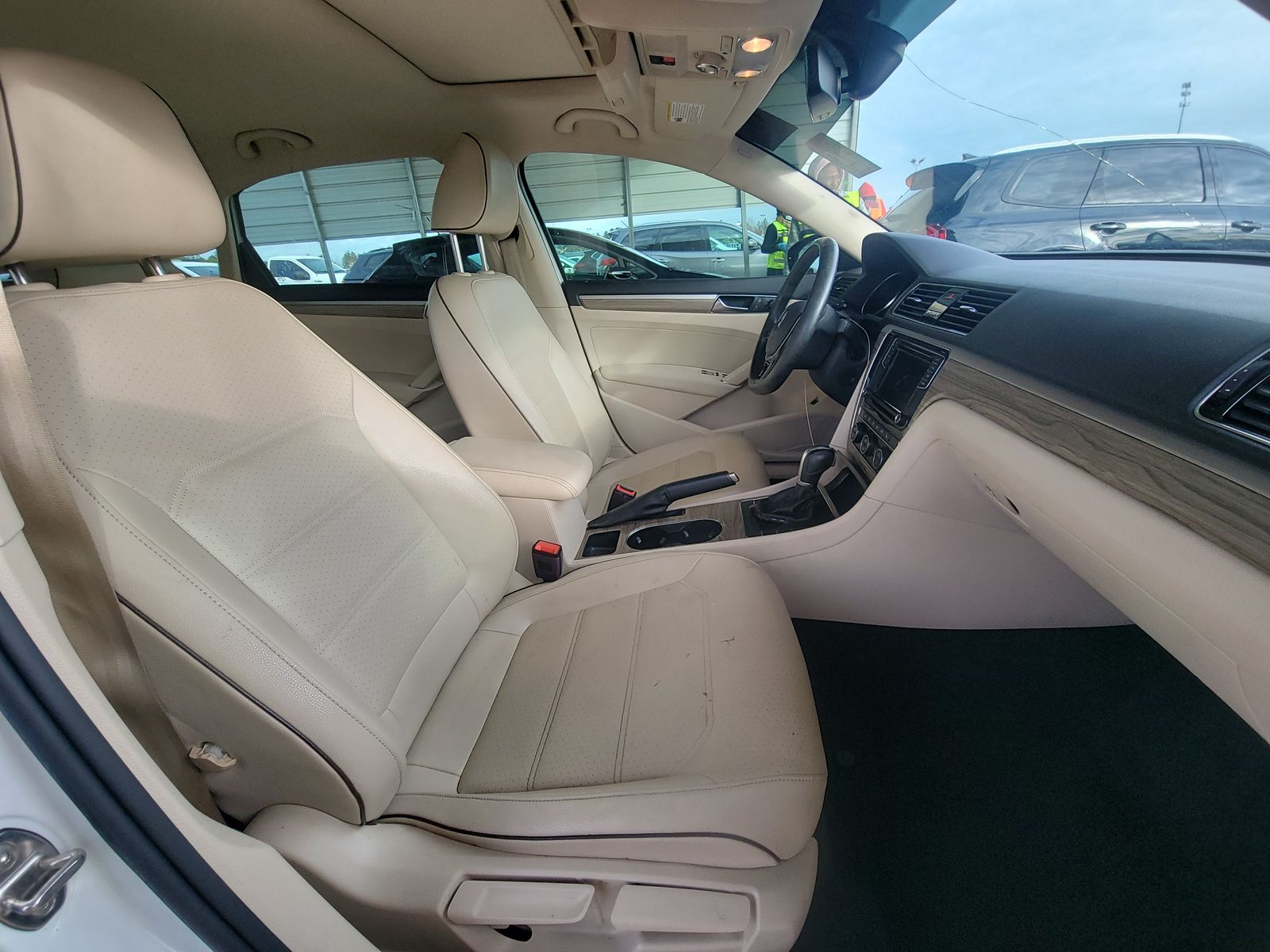 2018 Volkswagen Passat 2.0T SE FWD