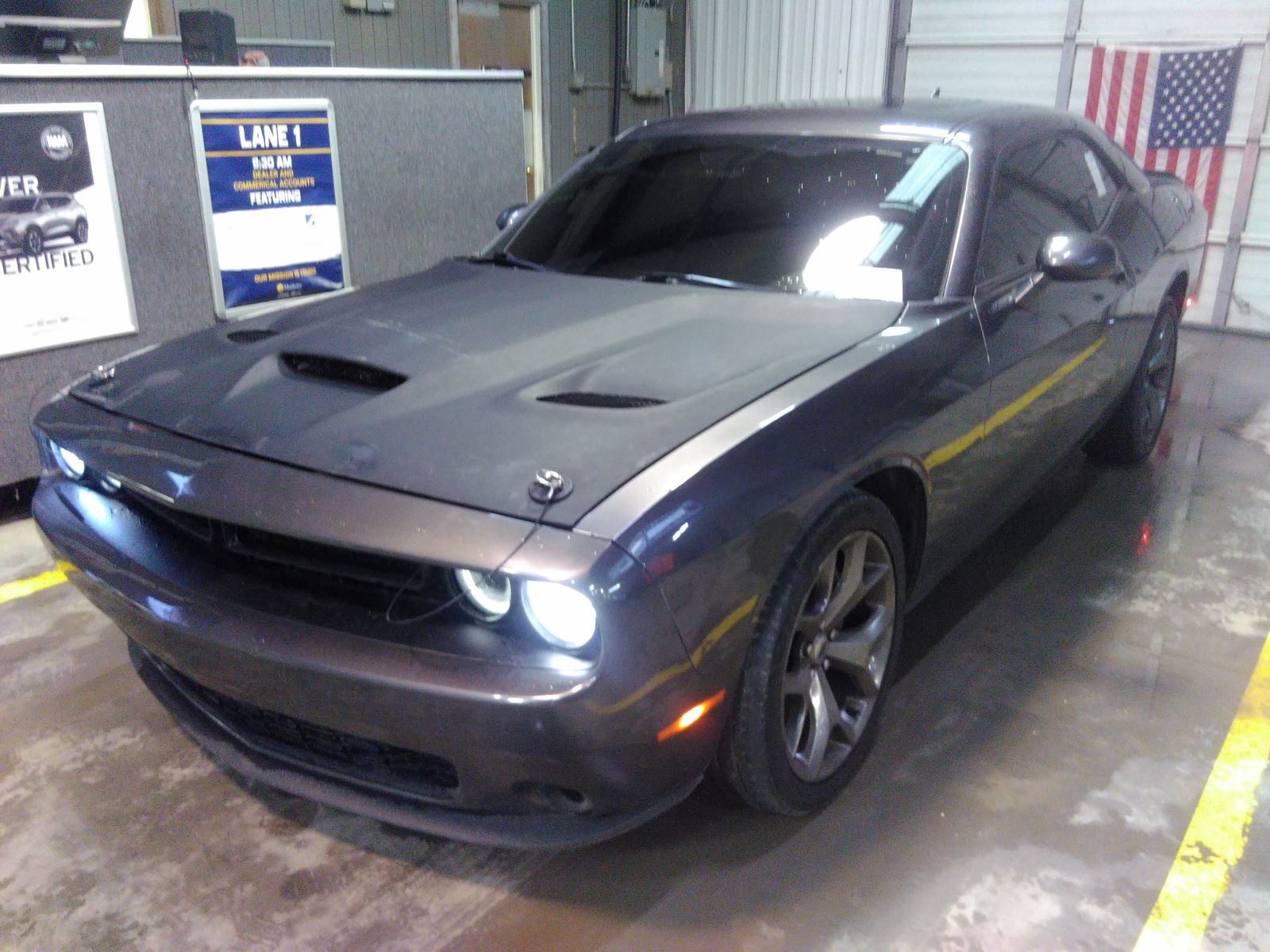 2017 Dodge Challenger SXT PLUS RWD
