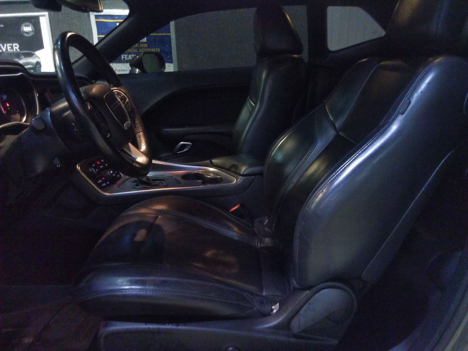 2017 Dodge Challenger SXT PLUS RWD