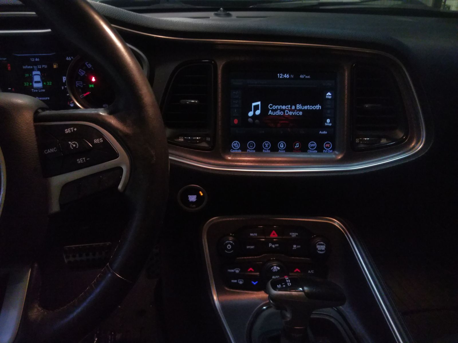 2017 Dodge Challenger SXT PLUS RWD