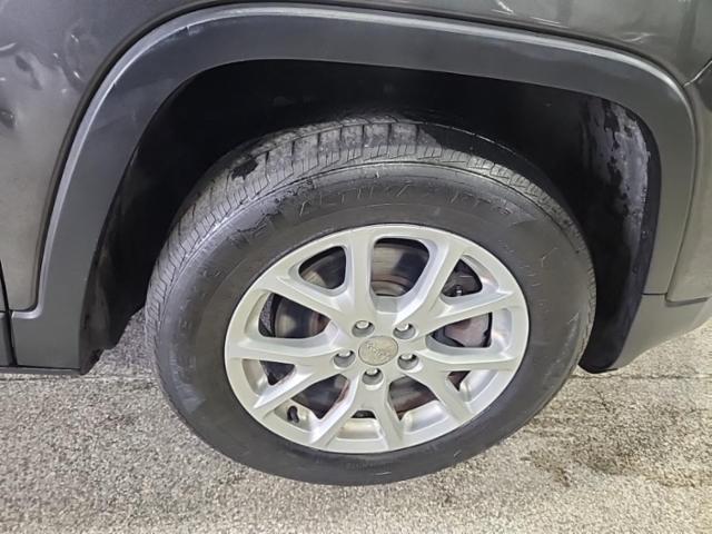 2015 Jeep Cherokee LATITUDE AWD