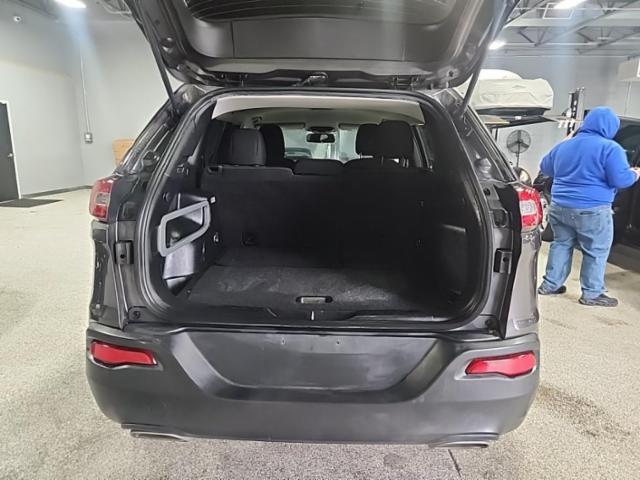 2015 Jeep Cherokee LATITUDE AWD