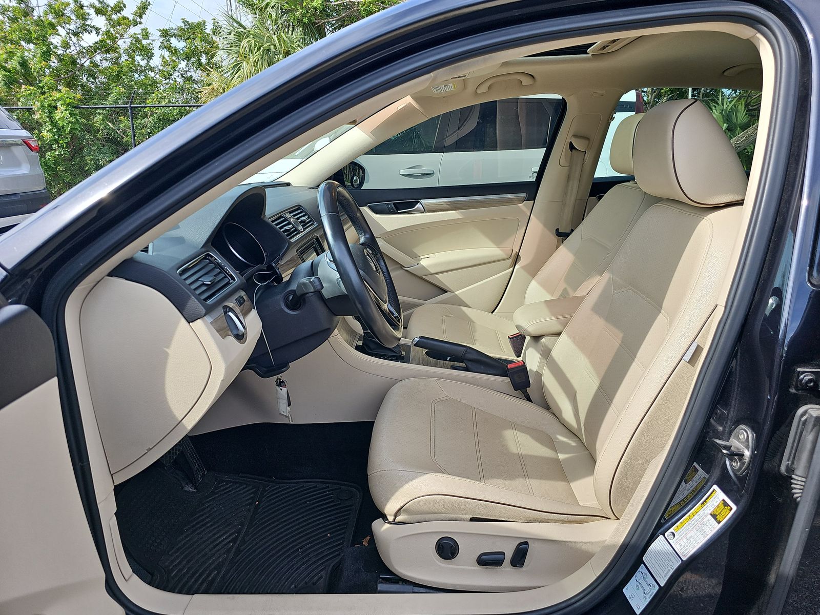 2017 Volkswagen Passat 1.8T SE FWD