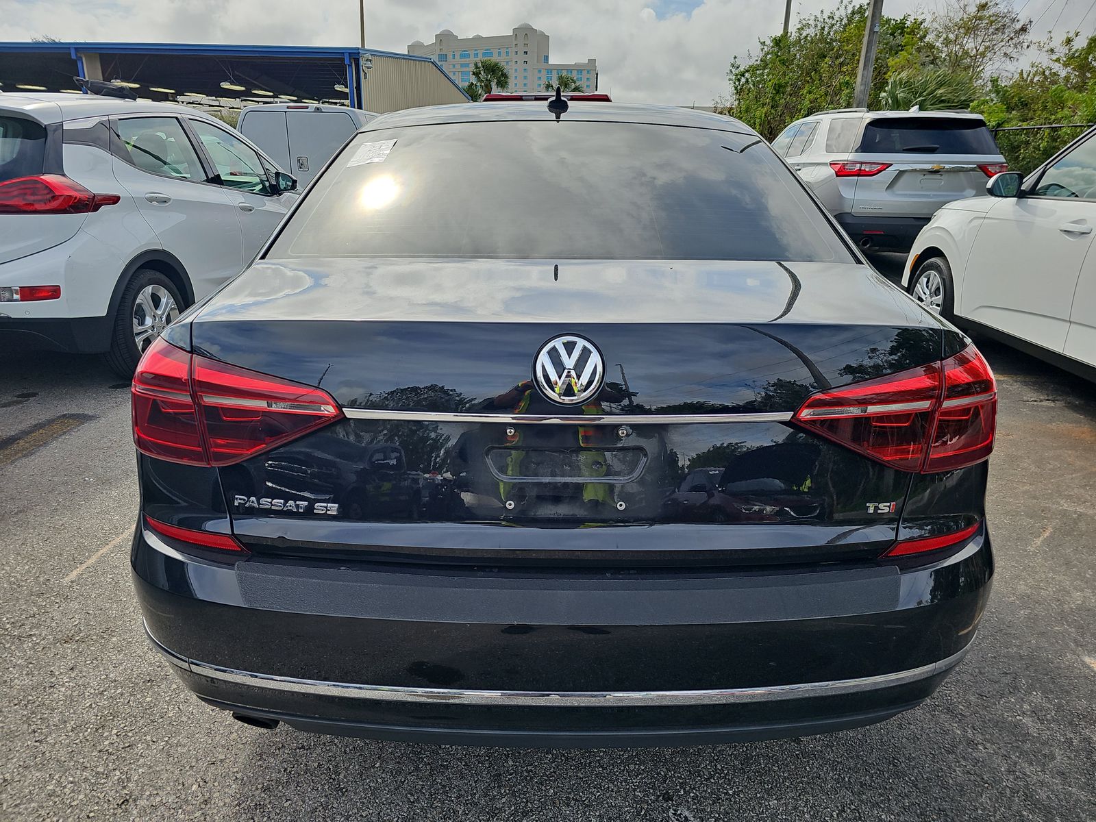 2017 Volkswagen Passat 1.8T SE FWD