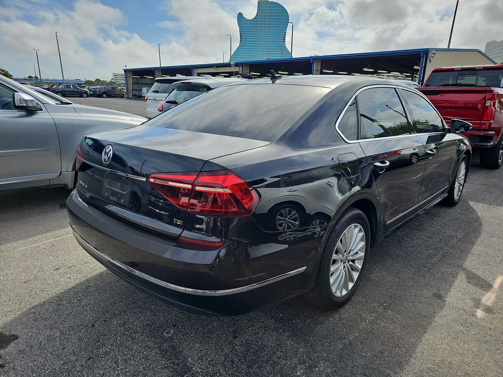 2017 Volkswagen Passat 1.8T SE FWD