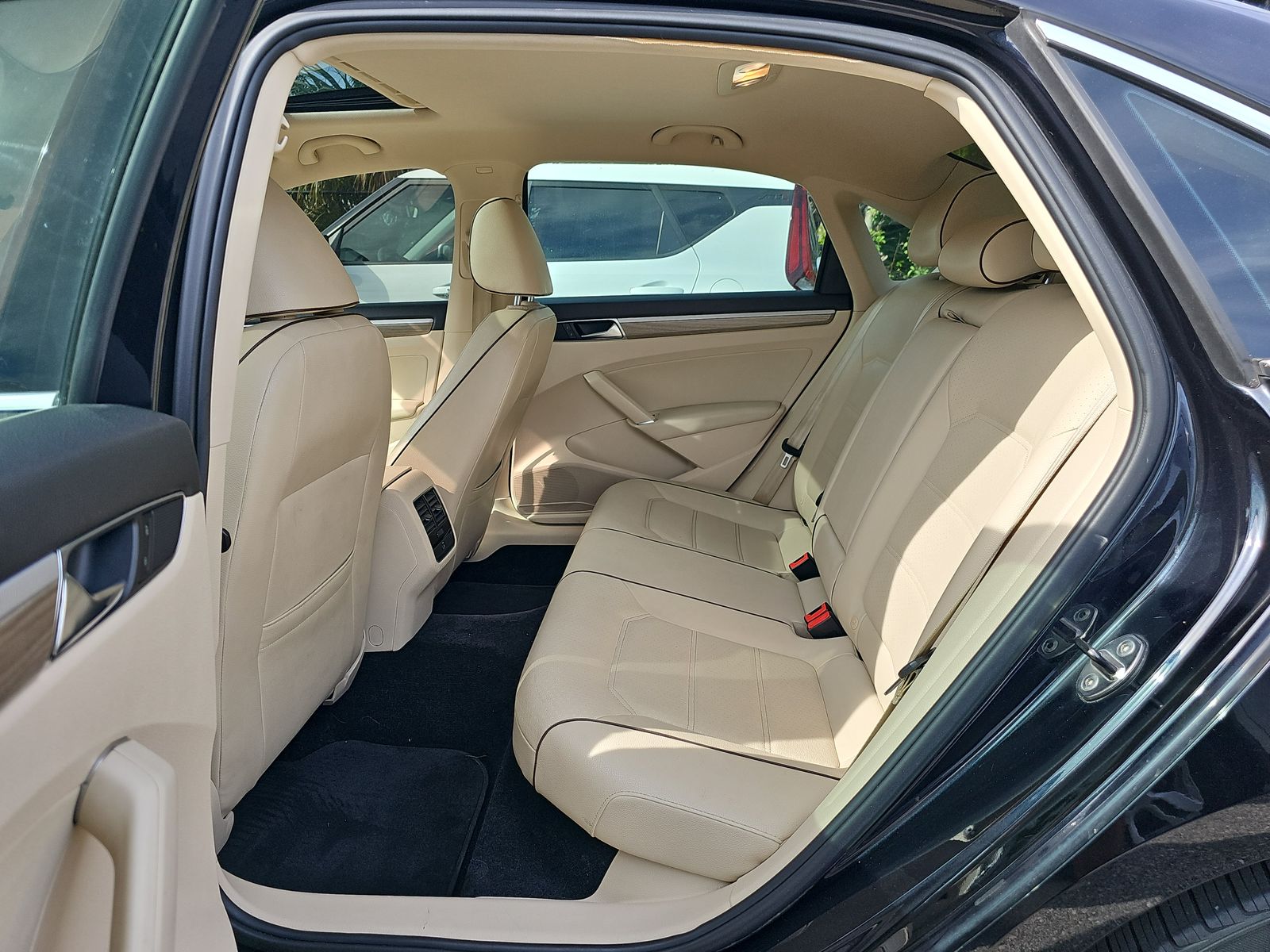 2017 Volkswagen Passat 1.8T SE FWD