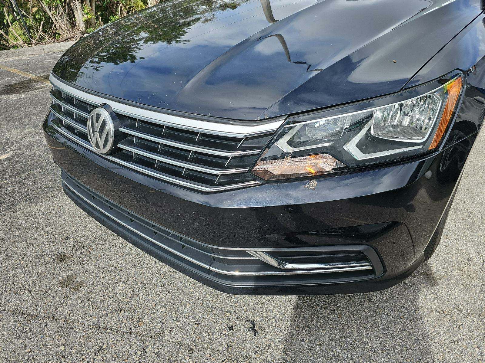 2017 Volkswagen Passat 1.8T SE FWD