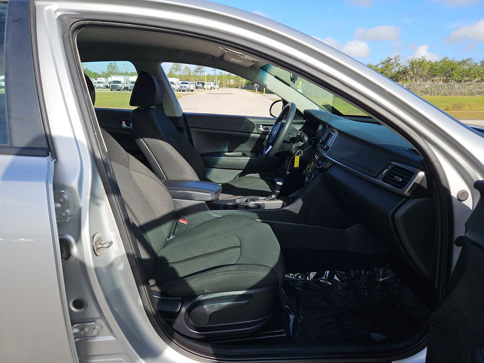 2017 Kia Optima LX FWD