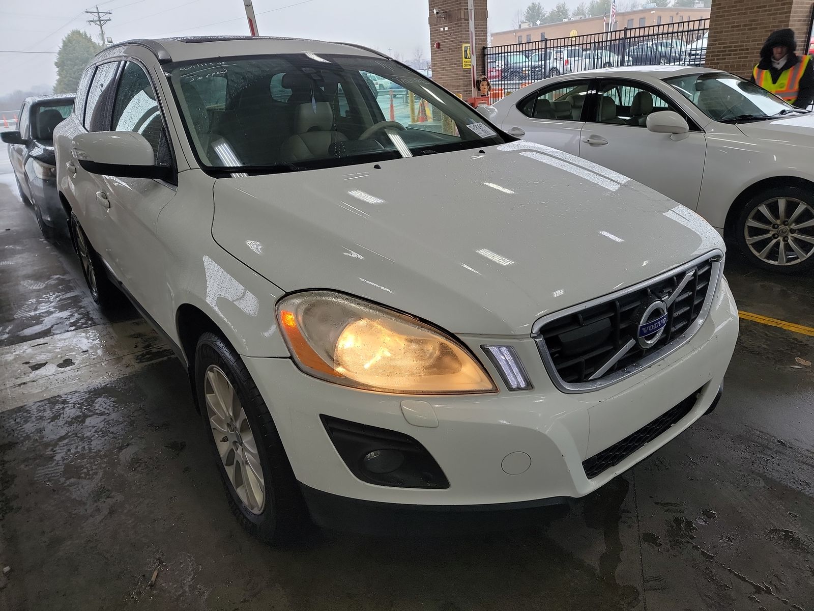 2010 Volvo XC60 3.0T R-DES AWD