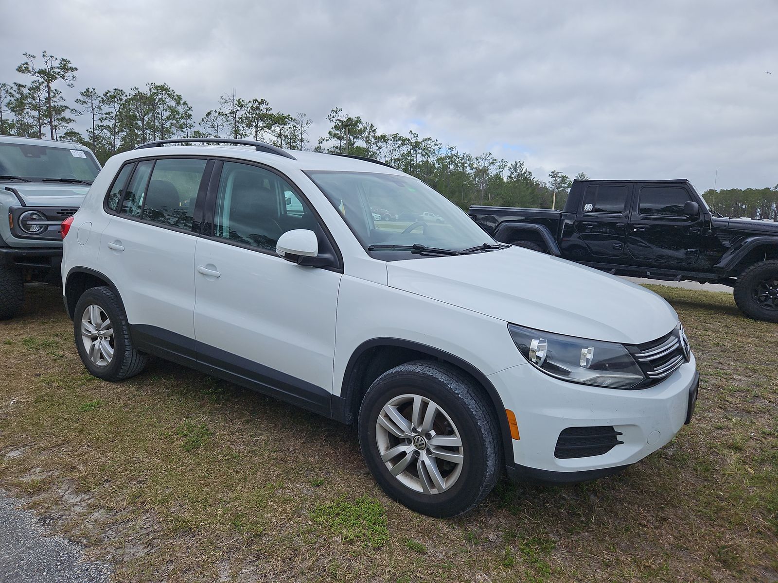 2016 Volkswagen Tiguan S FWD