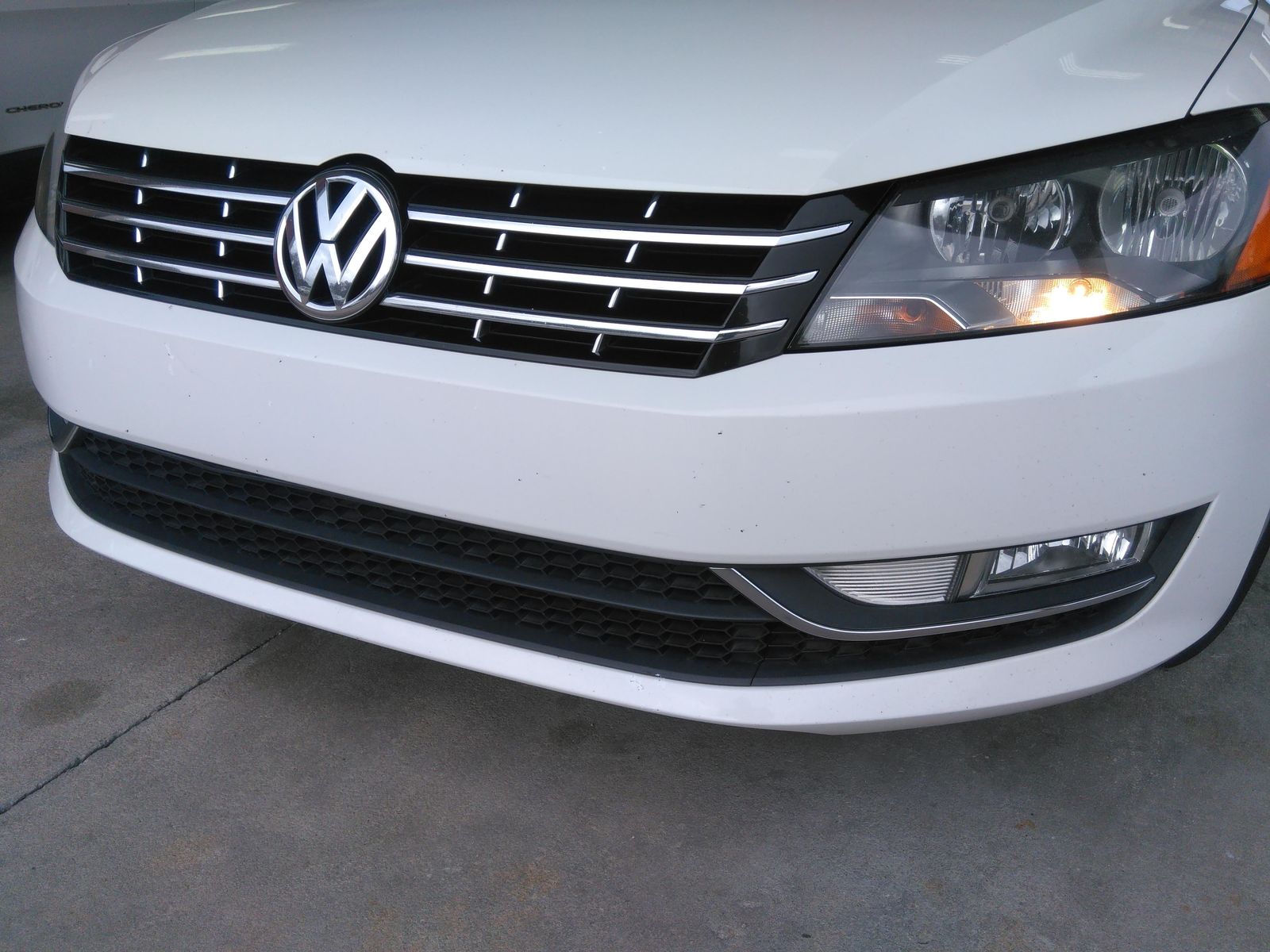 2014 Volkswagen Passat 1.8T SEL Premium FWD