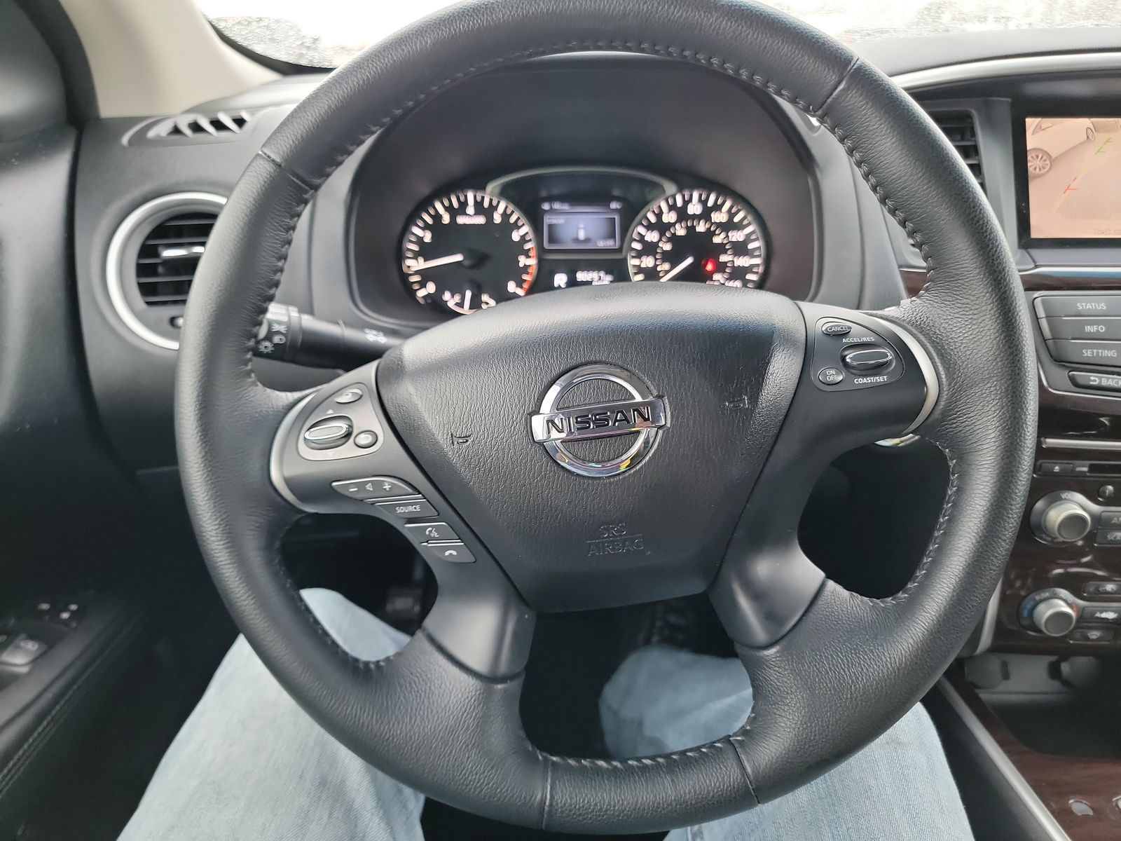 2013 Nissan Pathfinder SL FWD