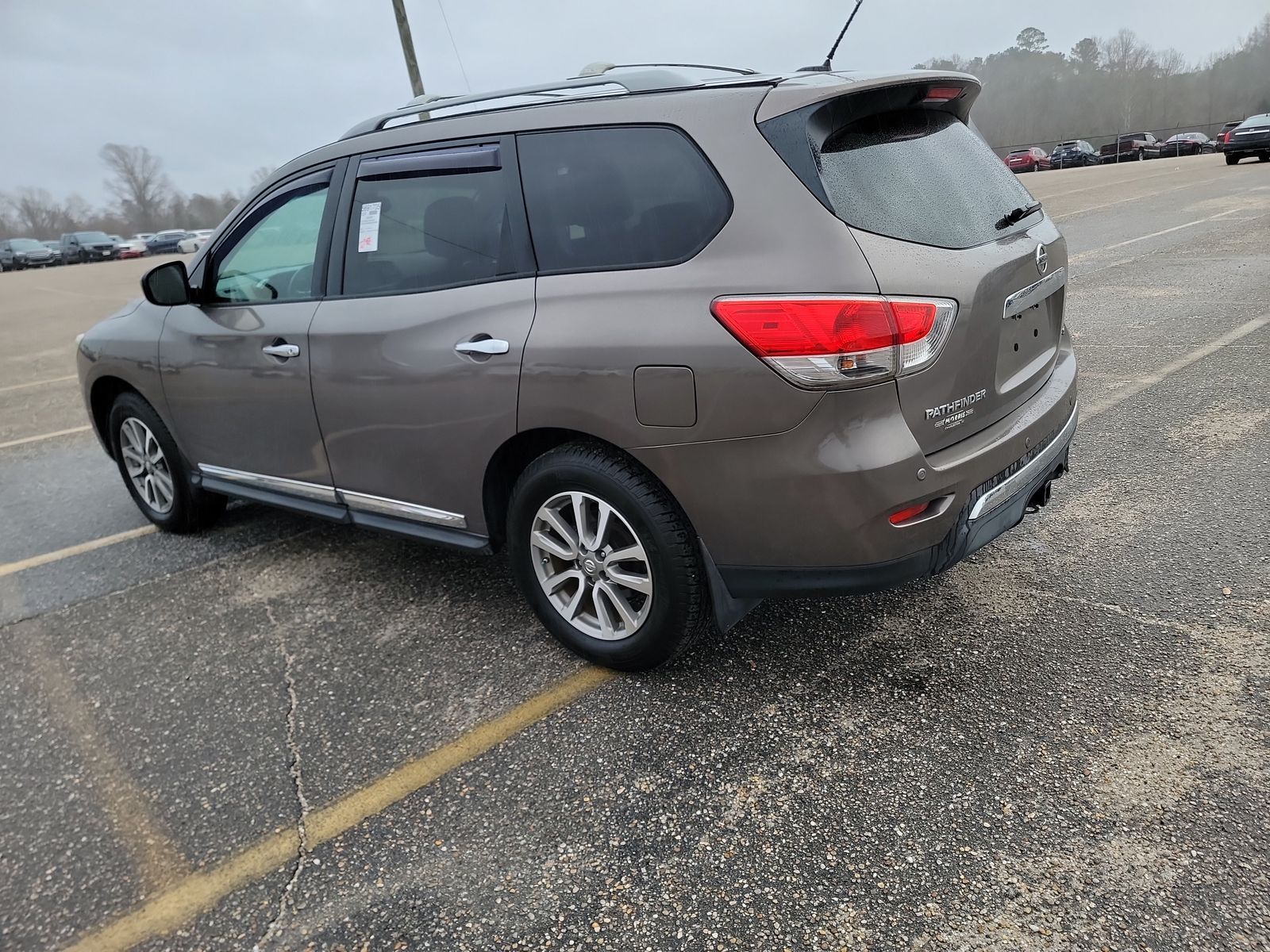 2013 Nissan Pathfinder SL FWD