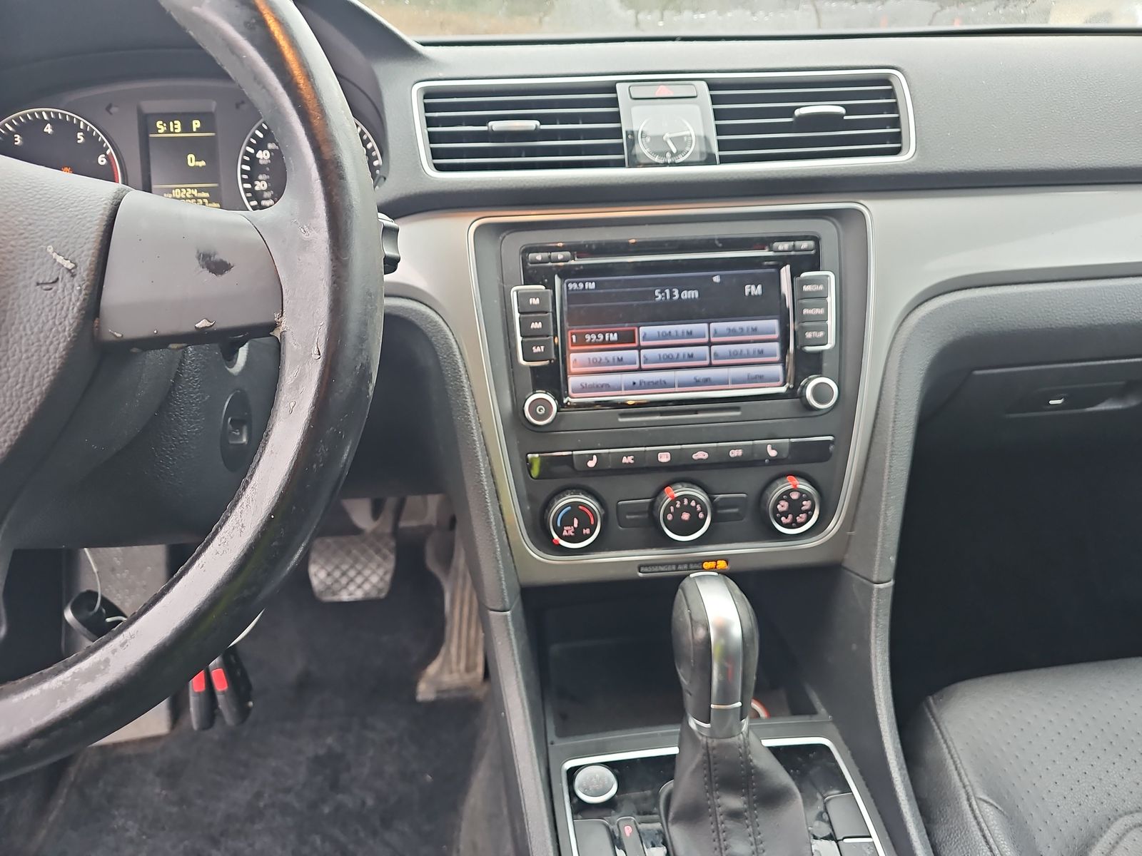 2015 Volkswagen Passat 1.8T LTD FWD