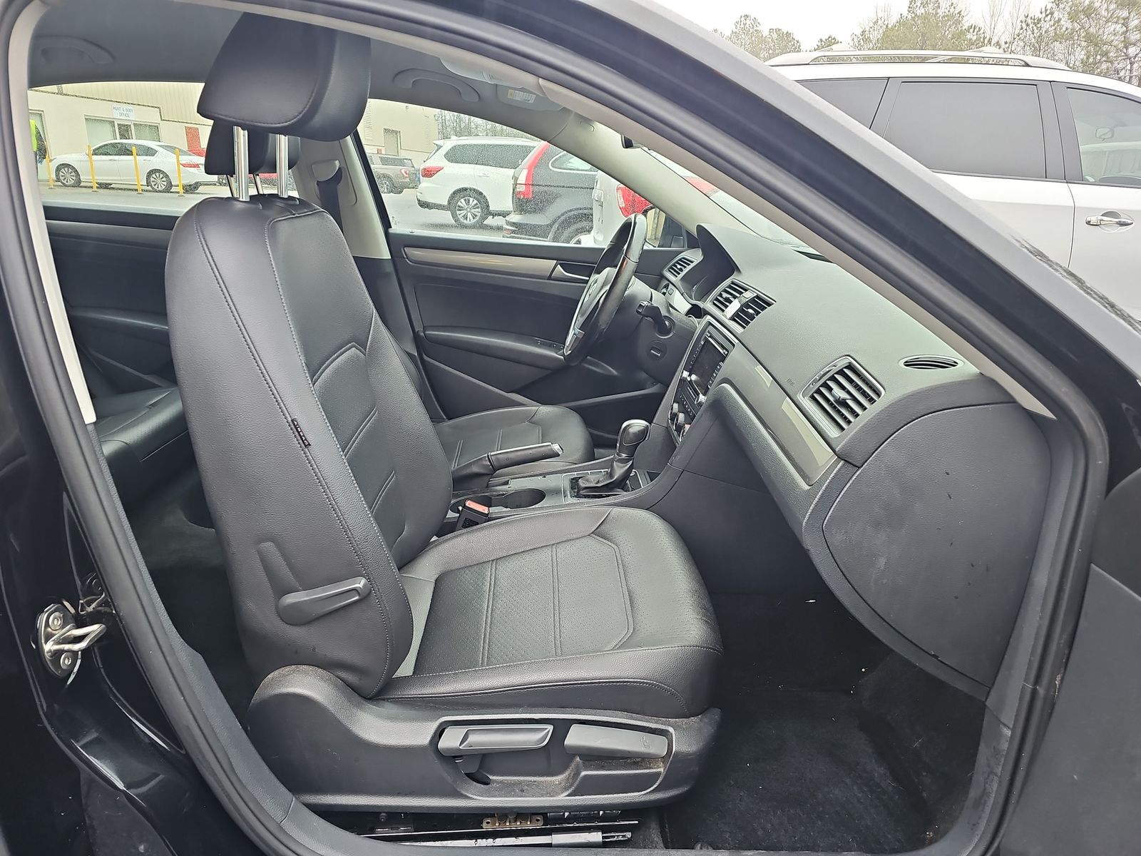 2015 Volkswagen Passat 1.8T LTD FWD