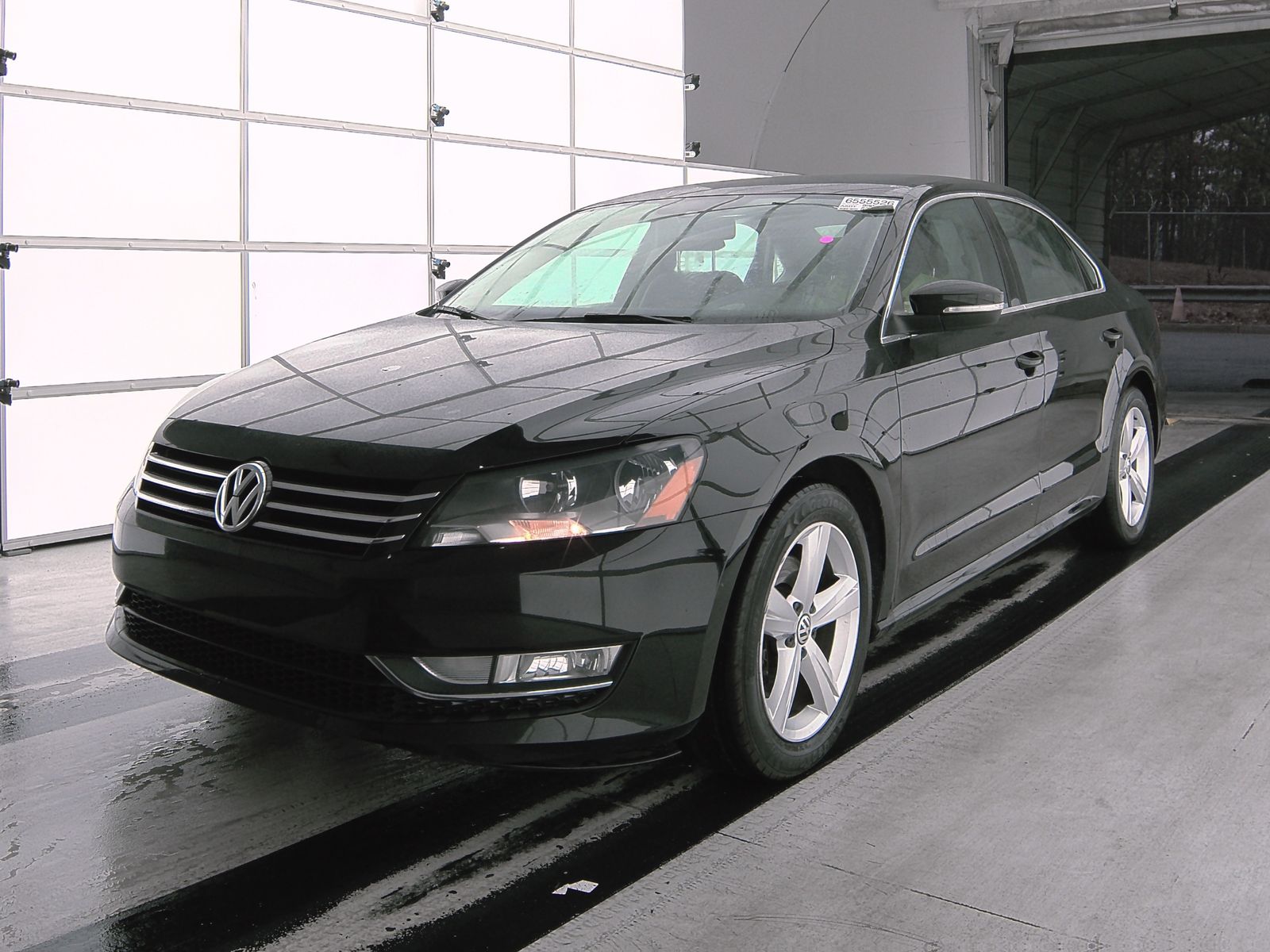 2015 Volkswagen Passat 1.8T LTD FWD