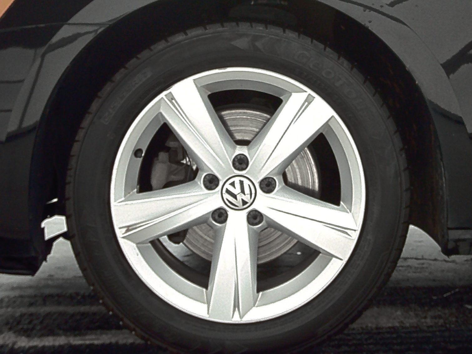 2015 Volkswagen Passat 1.8T LTD FWD