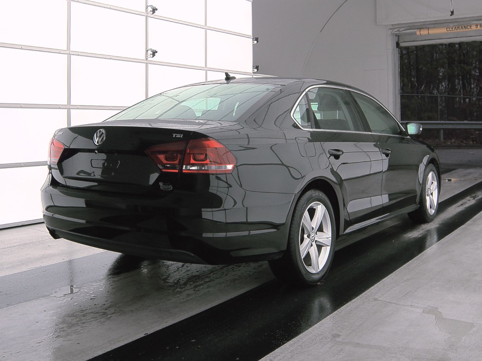 2015 Volkswagen Passat 1.8T LTD FWD