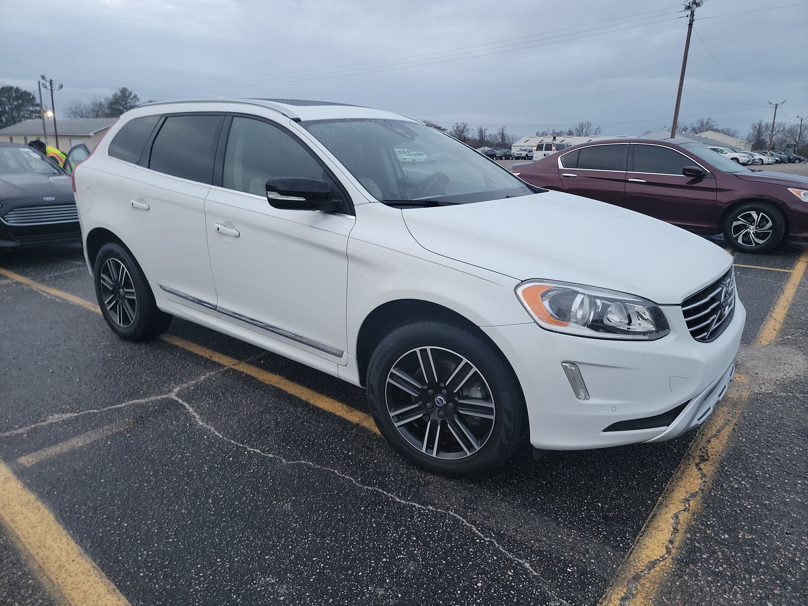 2017 Volvo XC60 DYNAMIC FWD