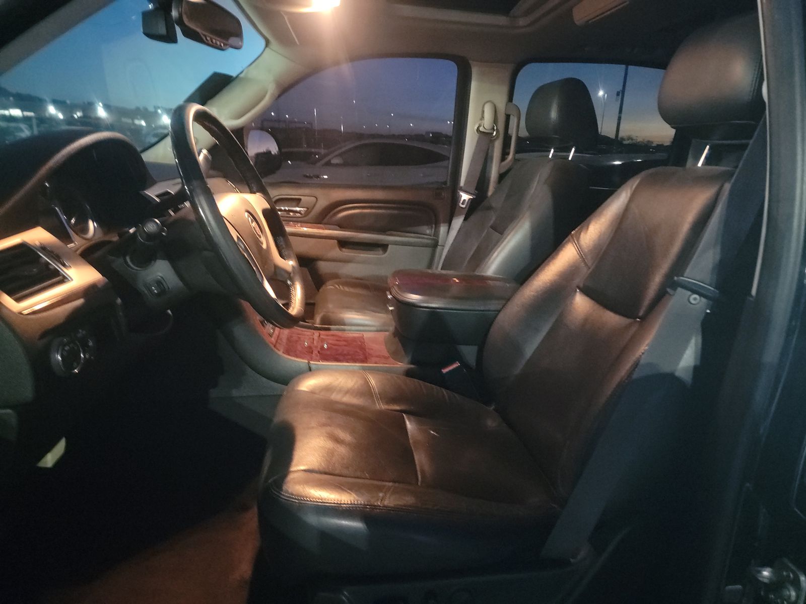 2011 Cadillac Escalade ESV Premium RWD