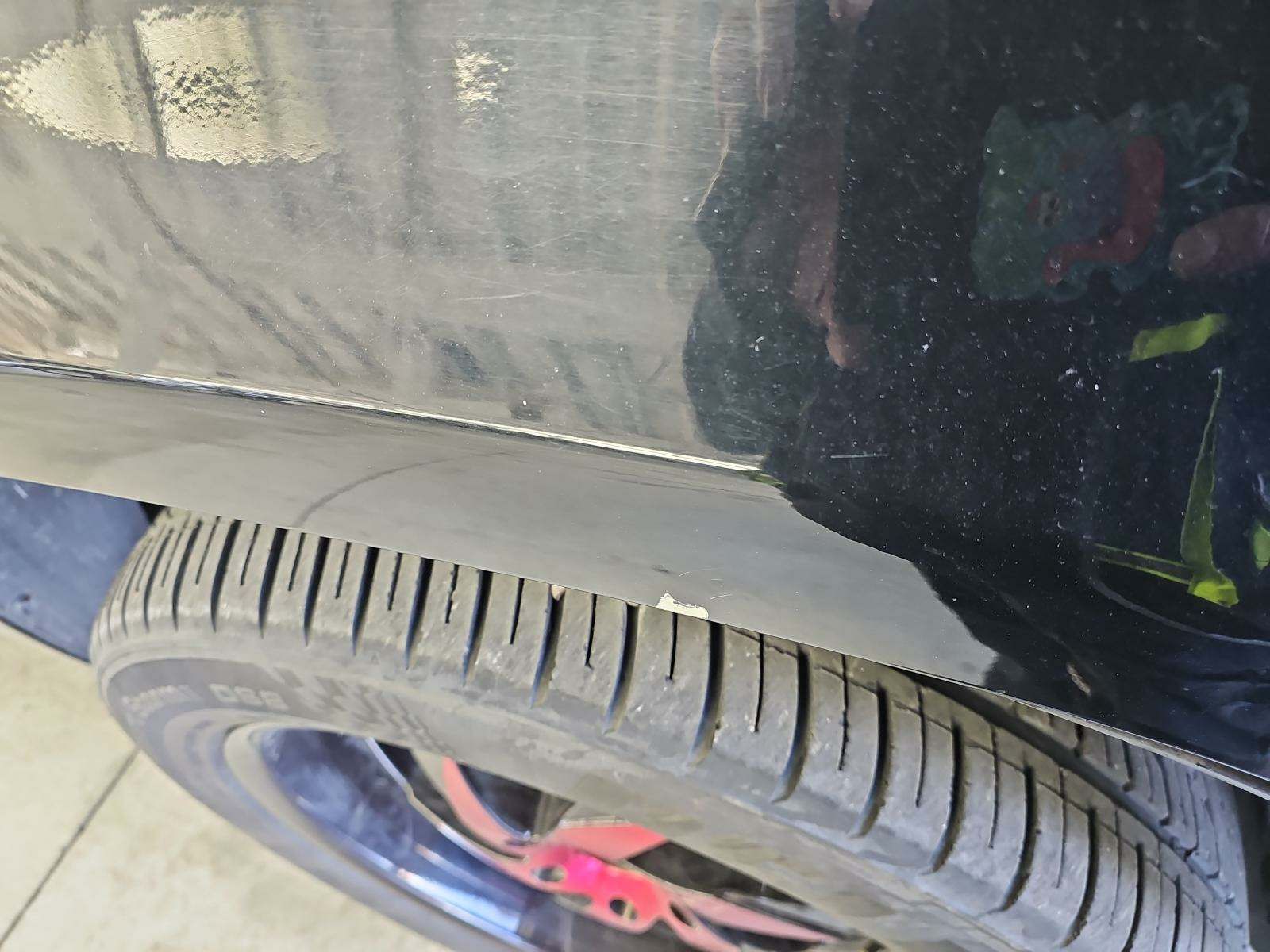 2011 Cadillac Escalade ESV Premium RWD