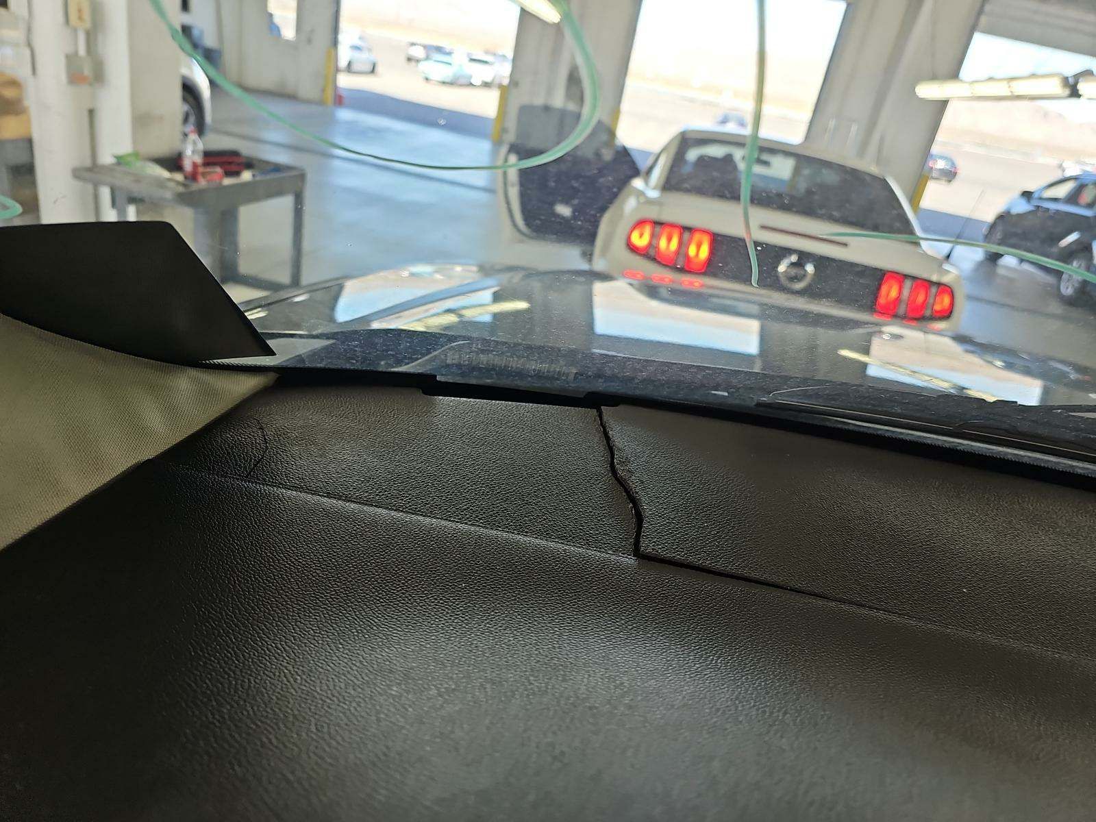 2011 Cadillac Escalade ESV Premium RWD