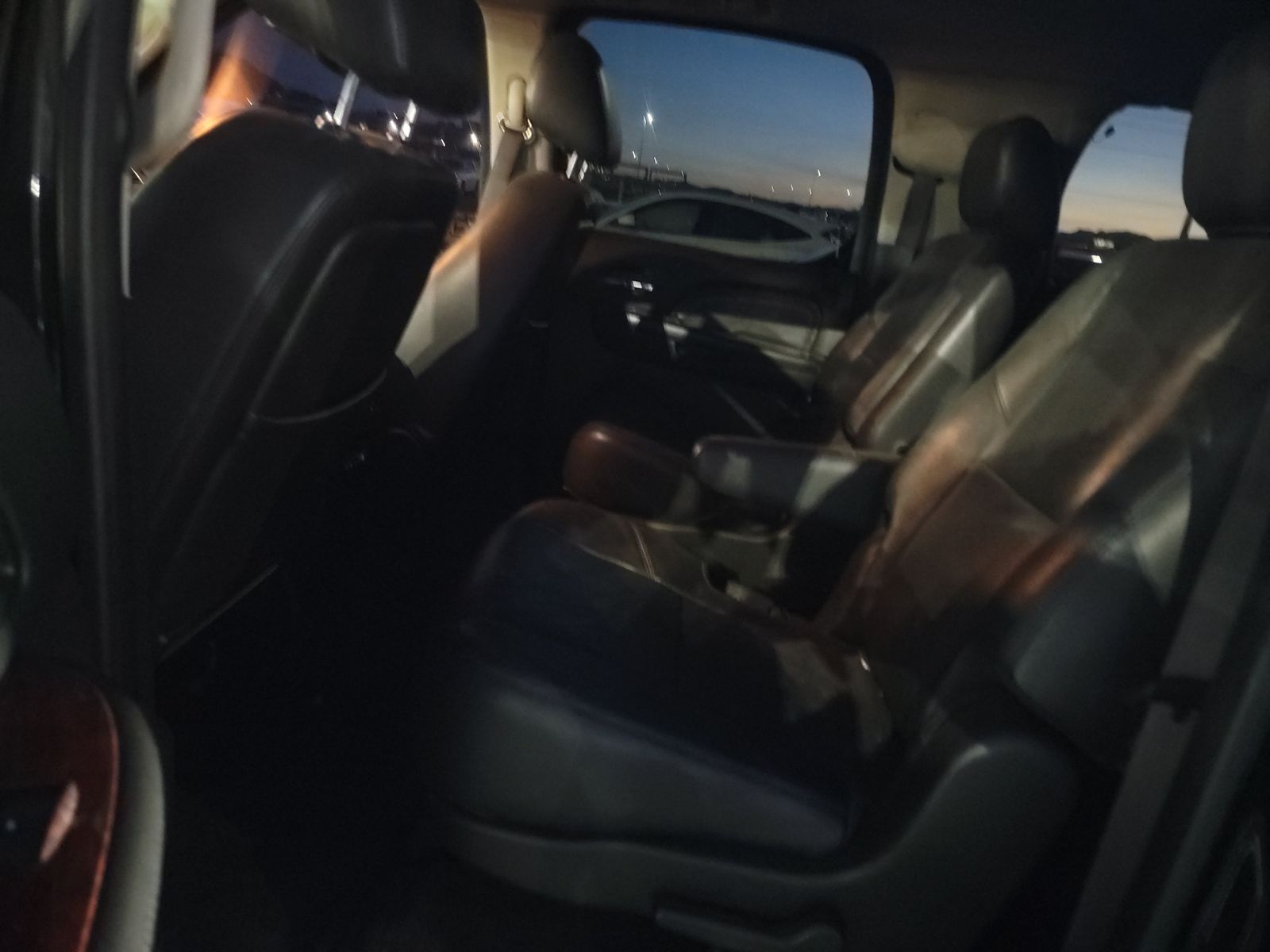 2011 Cadillac Escalade ESV Premium RWD